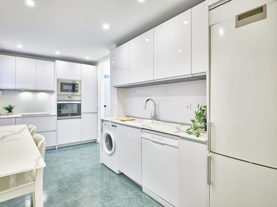 מדריד New.Apto-Ponzano. Luxe & Spacious 4Rooms 3Bathroom מראה חיצוני תמונה